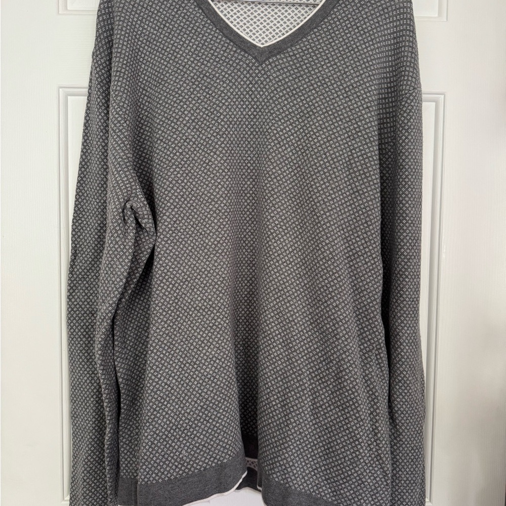 Michael Kors Gray Patterned V-Neck Sweater